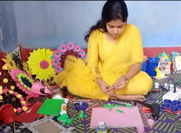 Subhadra:Arpita-earns-millions-of-dollars-a-month-by-leaving-handmade-videos-on-YouTube