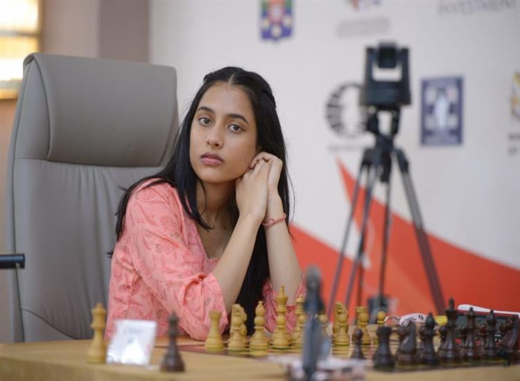 Subhadra Live:Divya-Deshmukh-became-the-88th-Grandmaster-of-the-country-and-4th-Indian-woman-to-become-a-Grandmaster