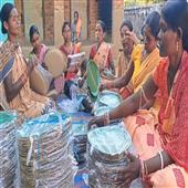 Subhadra:From-a-coolie-to-a-paper-plate-trader