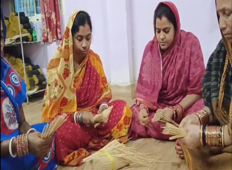 Subhadra:From-discarded-flowers-to-divine-fragrancethe-journey-of-sustainable-agarbati