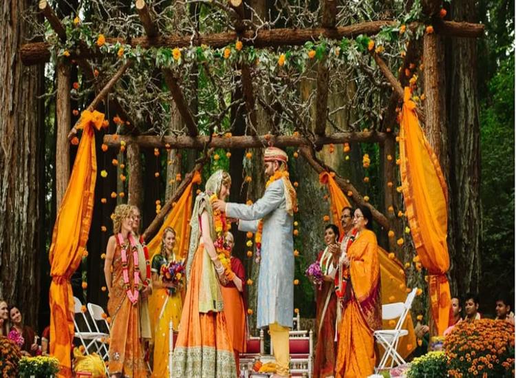 Subhadra Live:Meet-the-couple-who-plan-eco-friendly-weddings-for-sustainable-future