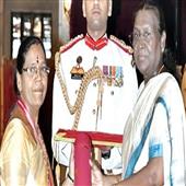 Subhadra:National-Honor-for-AP-Nurse-Subhavathi-Receives-Florence-Nightingale-Award