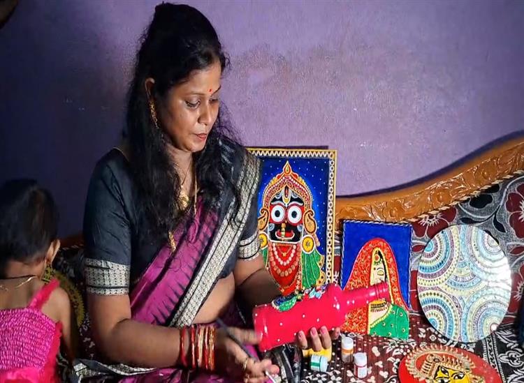 Subhadra:beautiful-craft-from-waste-material